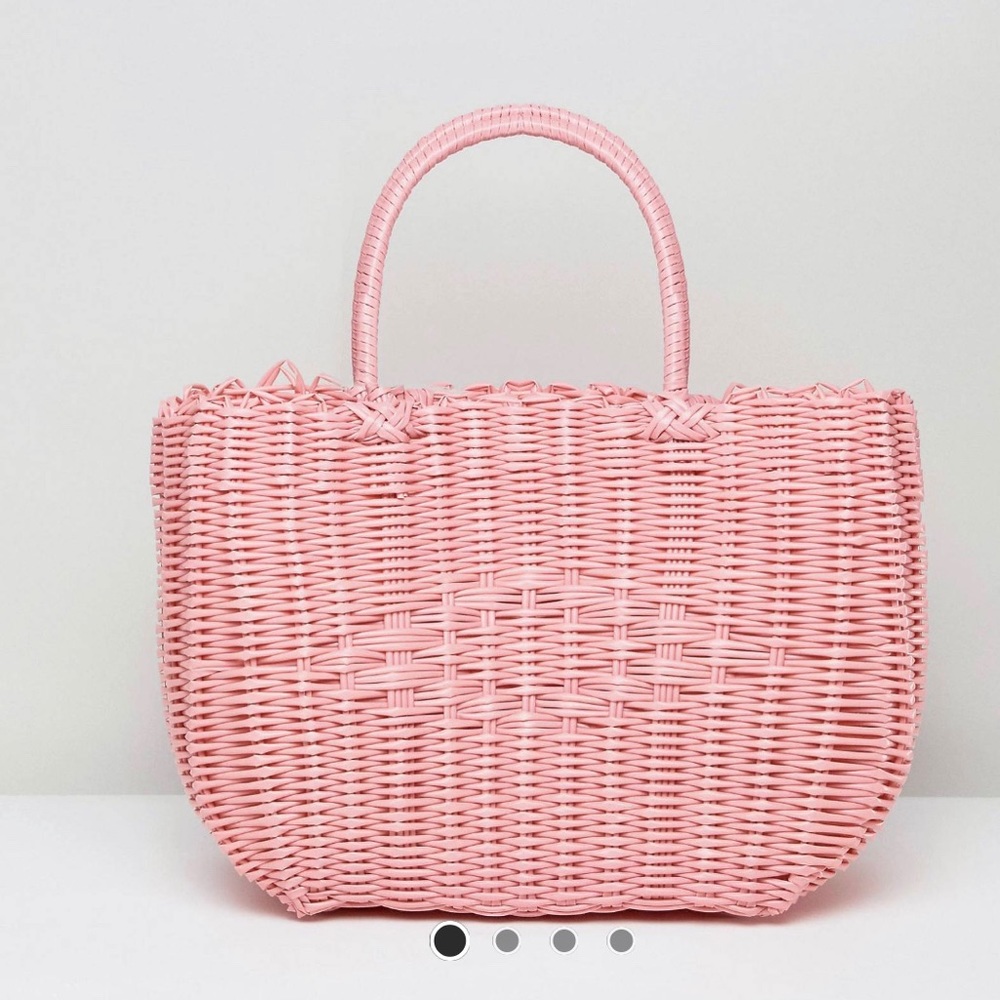 🌸SUMMER SALE • Basket weave shopper in pink 👛